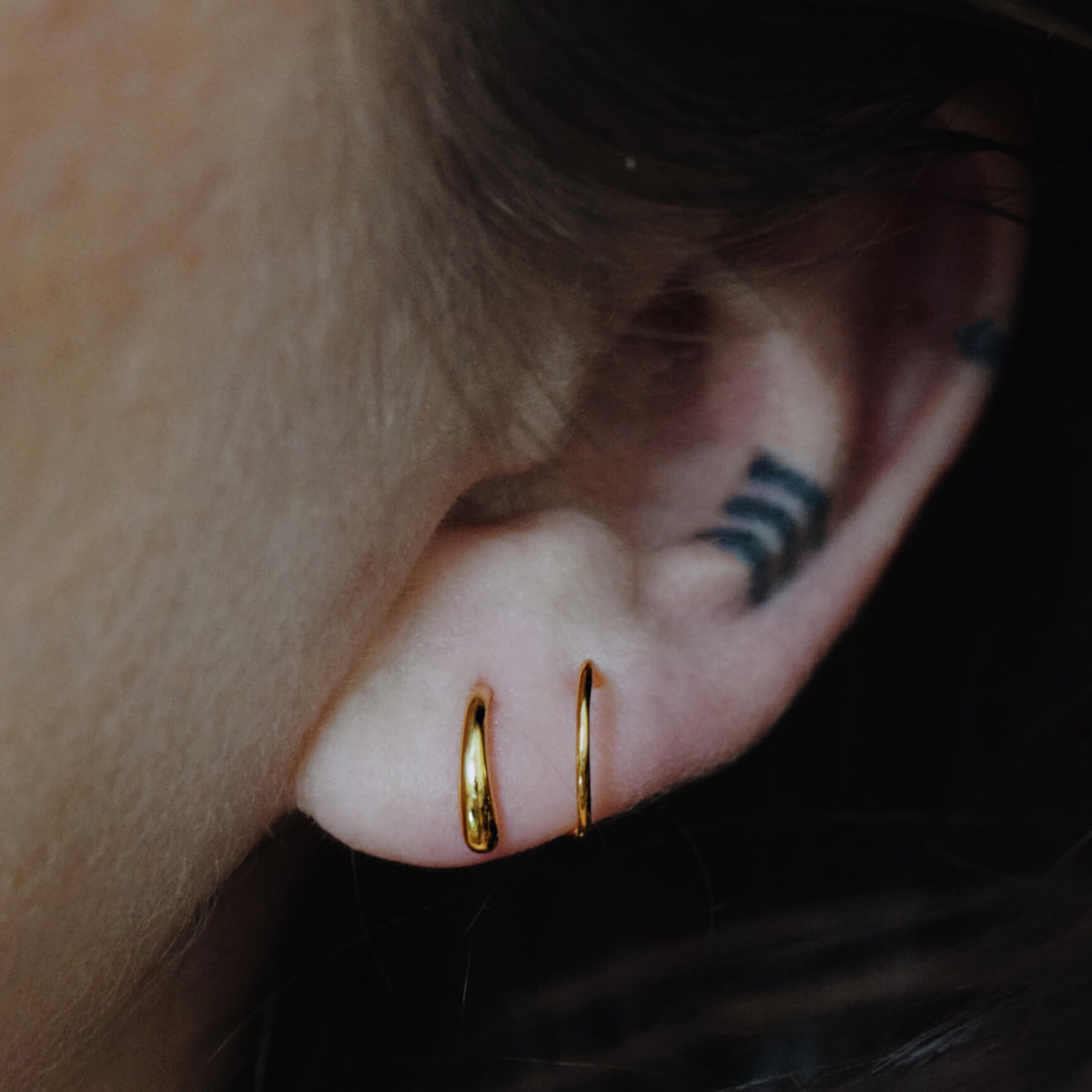 Twirling Earring - Fine Artisan Jewelry - Mia Gemma