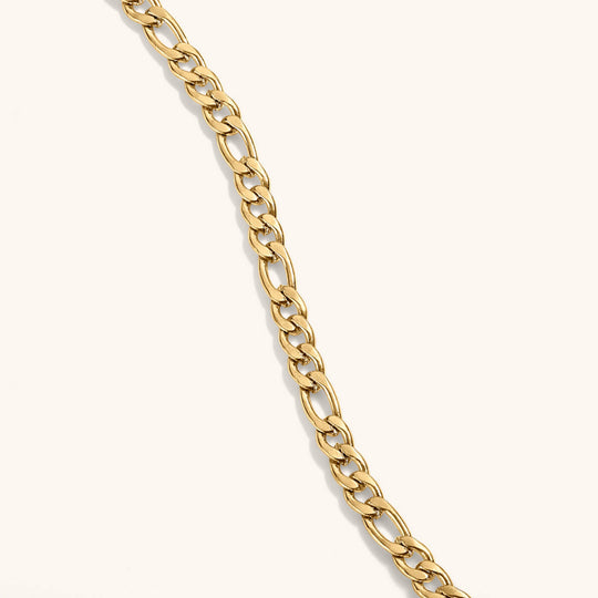 Poet Necklace (Gold) with Chain Closeup